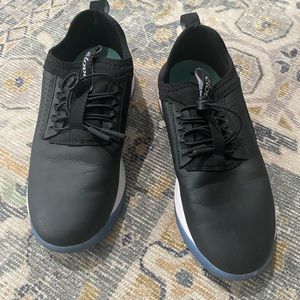 Clove Nursing Shoes Size US 6 EU 37 Black White Easy No Tie Elastic Lace